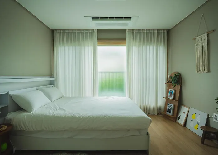 Edge House Hongdae * Seoel