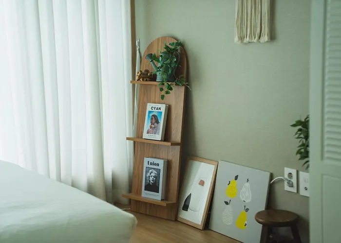 Edge House Hongdae Villa